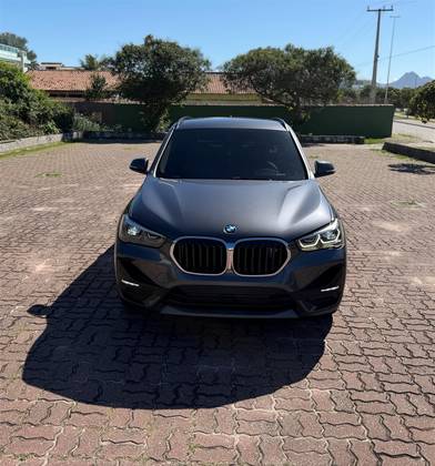 BMW X1 2.0 16V TURBO ACTIVEFLEX SDRIVE20I 4P AUTOMÁTICO BMW X1 2.0 16V TURBO ACTIVEFLEX SDRIVE20I 4P AUTOMÁTICO